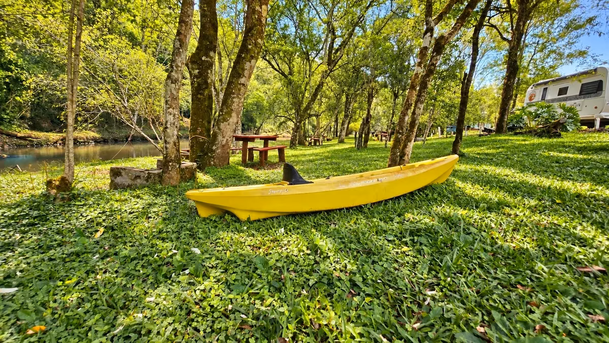 Kayak disponible en el complejo